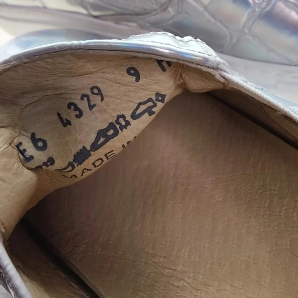 Cool Holographic Croc Embossed Slip On Shoes EUC ๐ - Picture 12 of 16